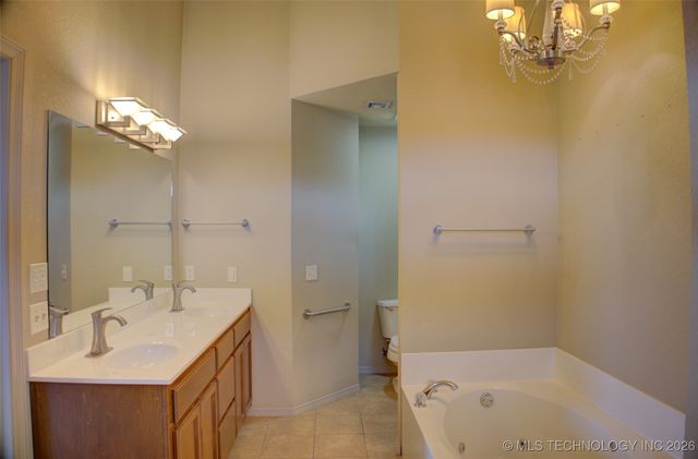 13077 N 124th East Avenue, Collinsville, OK 74021