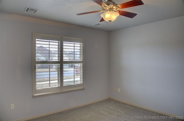 13077 N 124th East Avenue, Collinsville, OK 74021