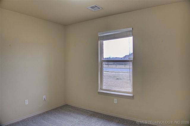 13077 N 124th East Avenue, Collinsville, OK 74021