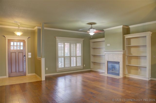 13077 N 124th East Avenue, Collinsville, OK 74021