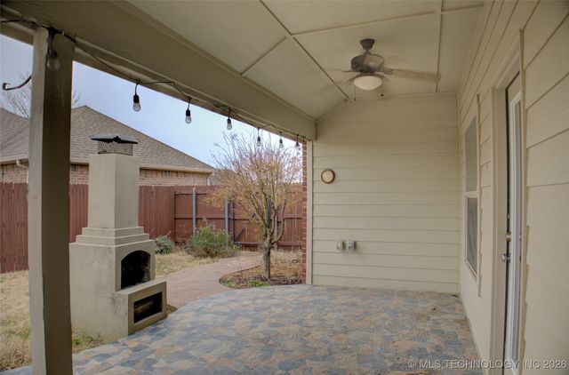 13077 N 124th East Avenue, Collinsville, OK 74021