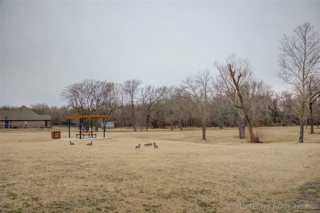13077 N 124th East Avenue, Collinsville, OK 74021