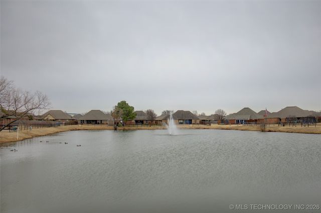 13077 N 124th East Avenue, Collinsville, OK 74021