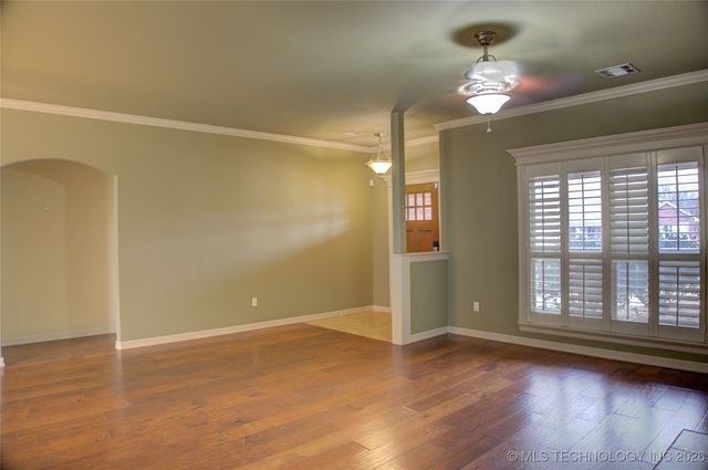 13077 N 124th East Avenue, Collinsville, OK 74021