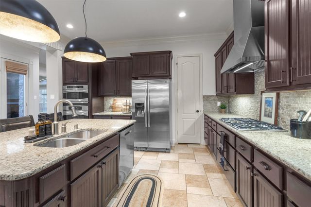 114 S Knights Crossing Drive, The Woodlands, TX 77382