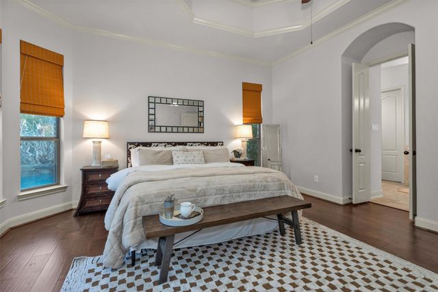 114 S Knights Crossing Drive, The Woodlands, TX 77382