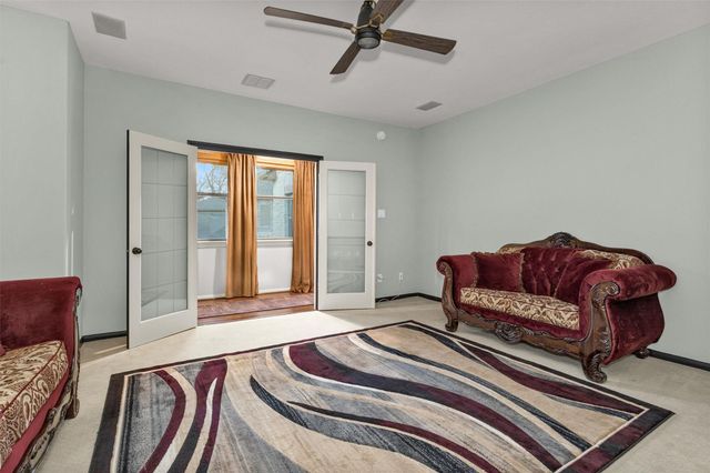 114 S Knights Crossing Drive, The Woodlands, TX 77382