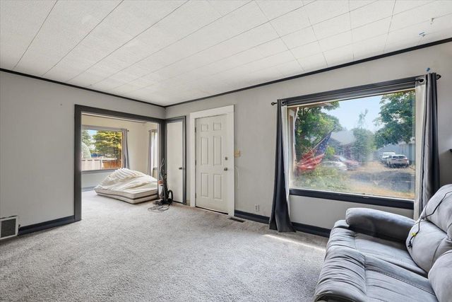 5011 N Cedar St, Spokane, WA 99205