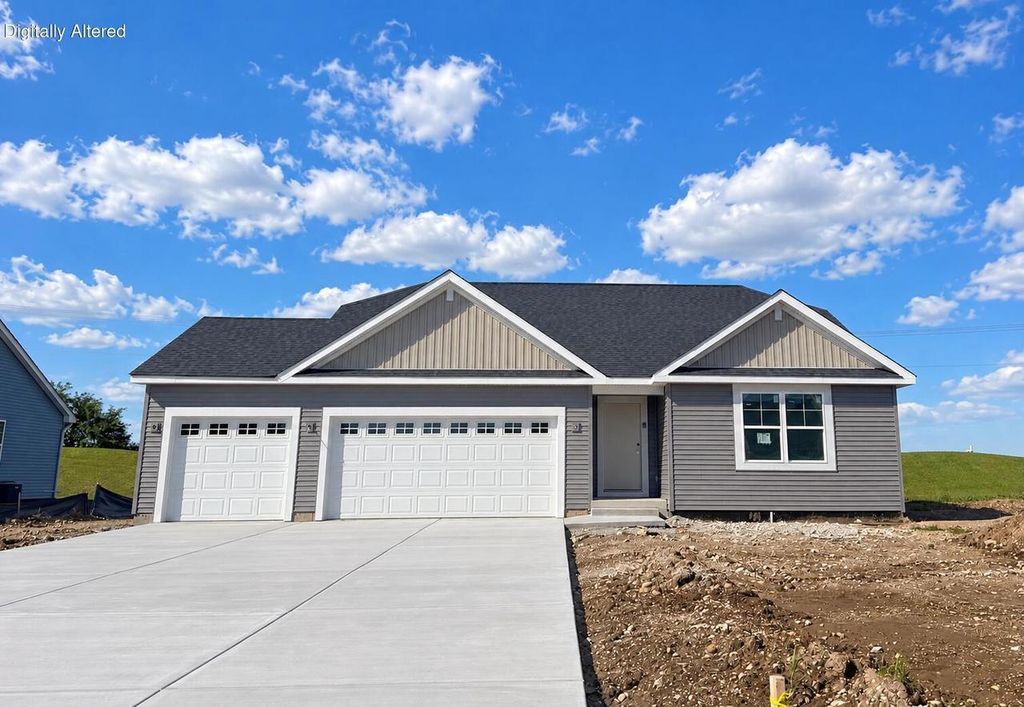 210 Linden LANE, Delavan, WI 53115