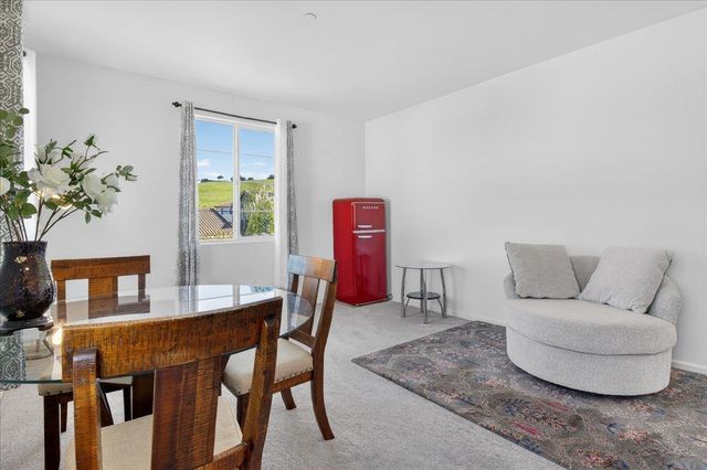 3076 Palomino Way, Hollister, CA 95023