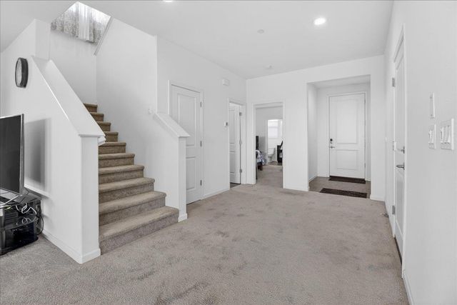 3076 Palomino Way, Hollister, CA 95023