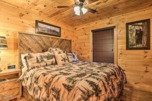 1071 Scenic Hills Road, Pigeon Forge, TN 37863