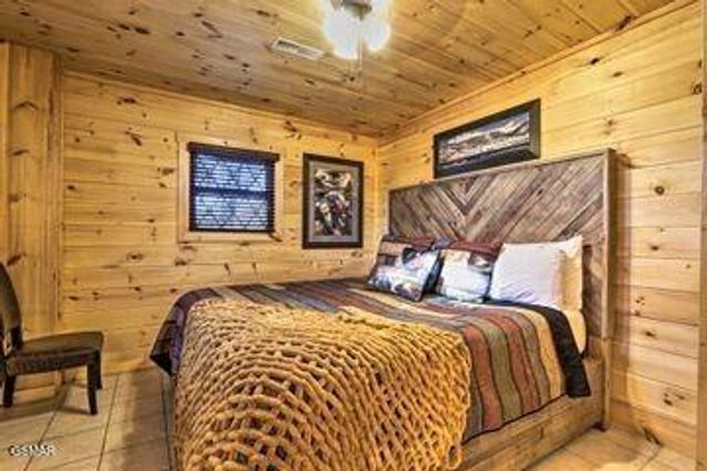 1071 Scenic Hills Road, Pigeon Forge, TN 37863