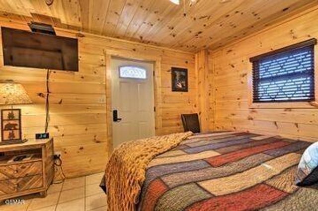 1071 Scenic Hills Road, Pigeon Forge, TN 37863