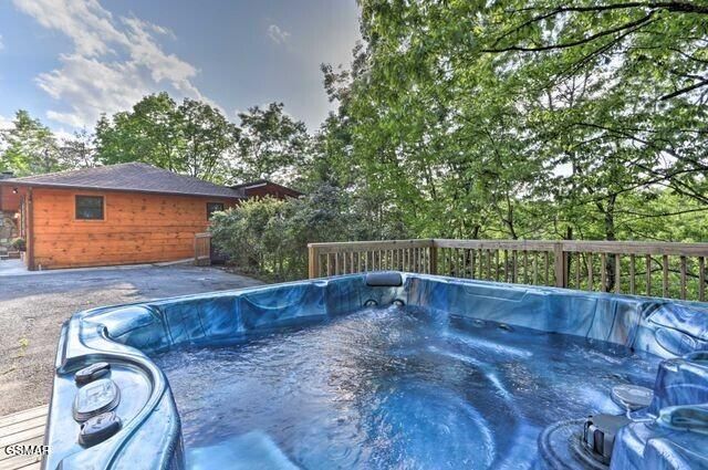 1071 Scenic Hills Road, Pigeon Forge, TN 37863