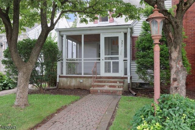 351 Fernwood Ter, Linden City, NJ 07036