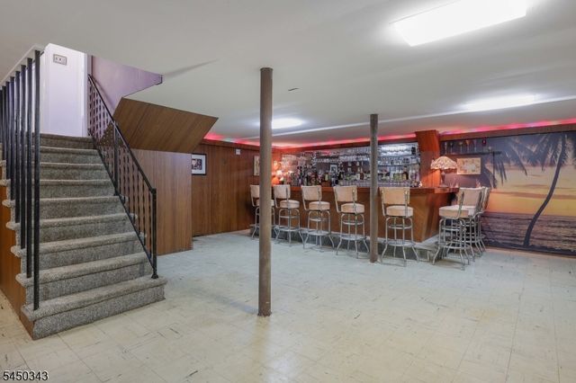 351 Fernwood Ter, Linden City, NJ 07036