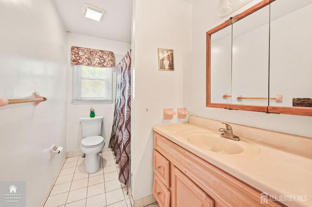 109 Walton Street, Edison, NJ 08817