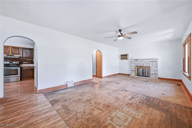 3493 Shadyside Drive, Hubbard, OH 44425