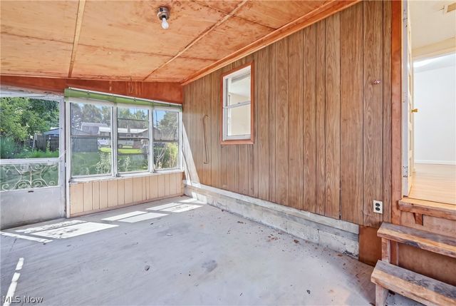 3493 Shadyside Drive, Hubbard, OH 44425