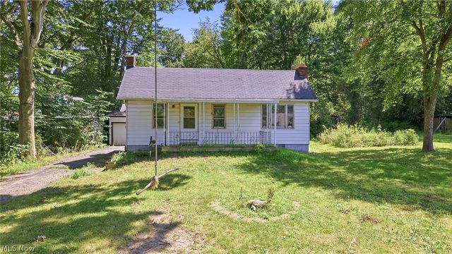 3493 Shadyside Drive, Hubbard, OH 44425