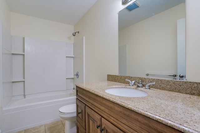 40 Comet Rd, Methuen, MA 01844