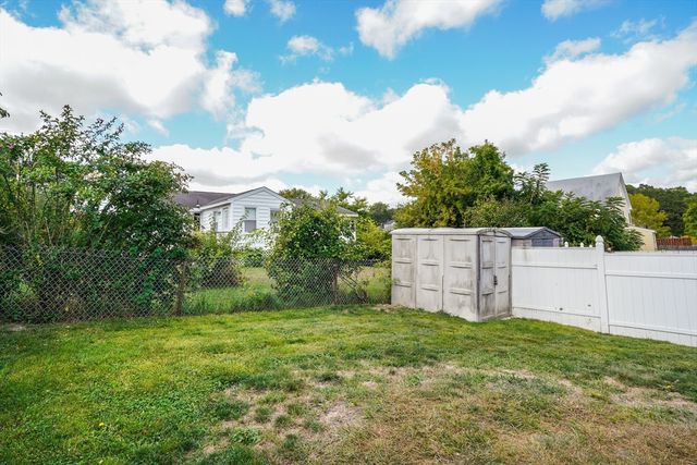 40 Comet Rd, Methuen, MA 01844