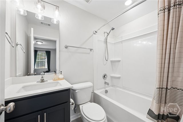 760 Highland Circle, Richmond Hill, GA 31324