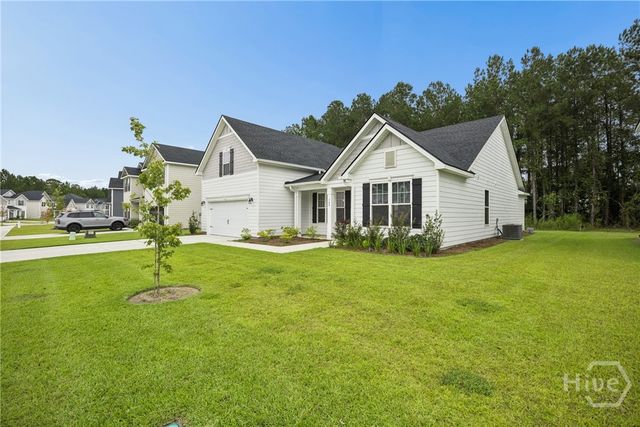 760 Highland Circle, Richmond Hill, GA 31324