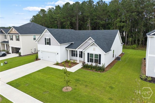 760 Highland Circle, Richmond Hill, GA 31324