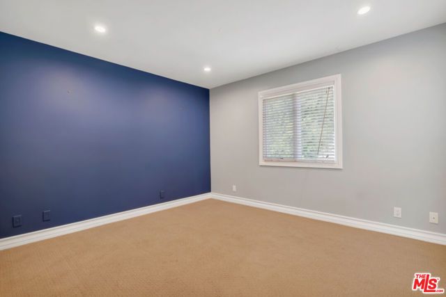 10557 Rocca Place, Los Angeles, CA 90077