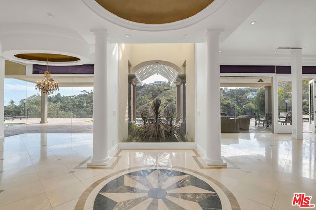 10557 Rocca Place, Los Angeles, CA 90077