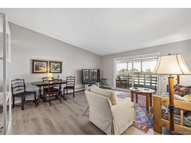 655 S Alton Way 7D, Denver, CO 80247