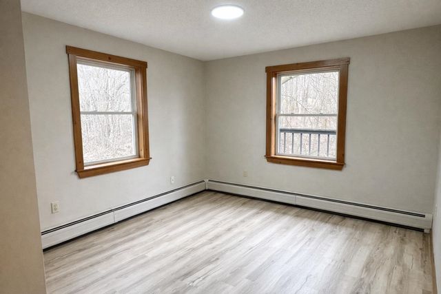 29 Cross Street, Newport City, VT 05855