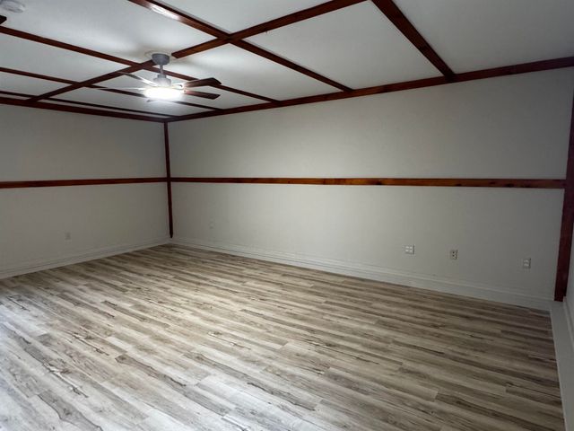 29 Cross Street, Newport City, VT 05855