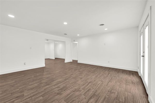 470 Beresford Street, Houston, TX 77015