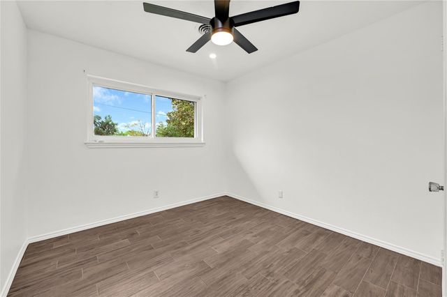 470 Beresford Street, Houston, TX 77015