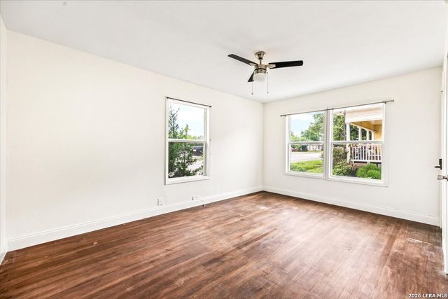 1112 Fresno, San Antonio, TX 78201