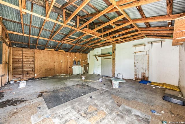 1112 Fresno, San Antonio, TX 78201
