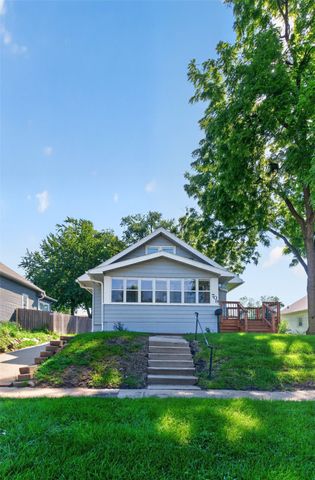 709 Ninth Street, West Des Moines, IA 50265