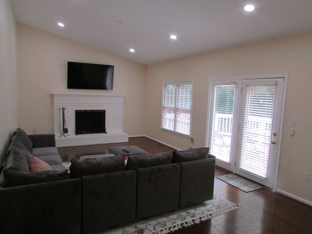 1009 WALES DR, La Plata, MD 20646