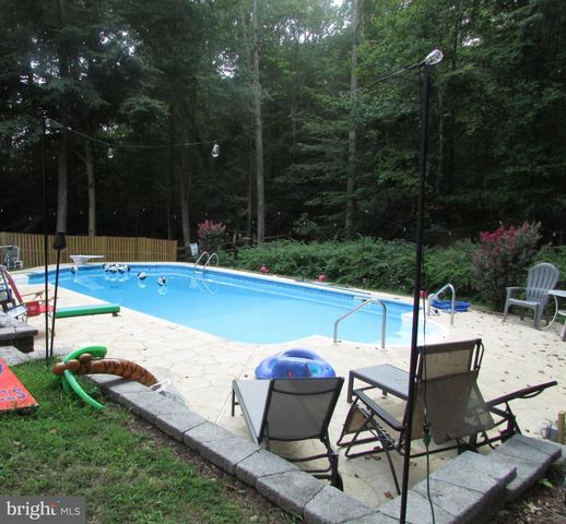 1009 WALES DR, La Plata, MD 20646