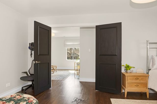 8137 Chestnut Drive C, Palos Hills, IL 60465