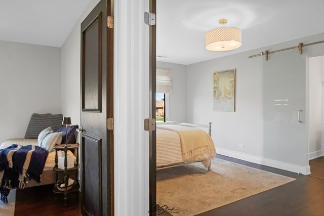 8137 Chestnut Drive C, Palos Hills, IL 60465