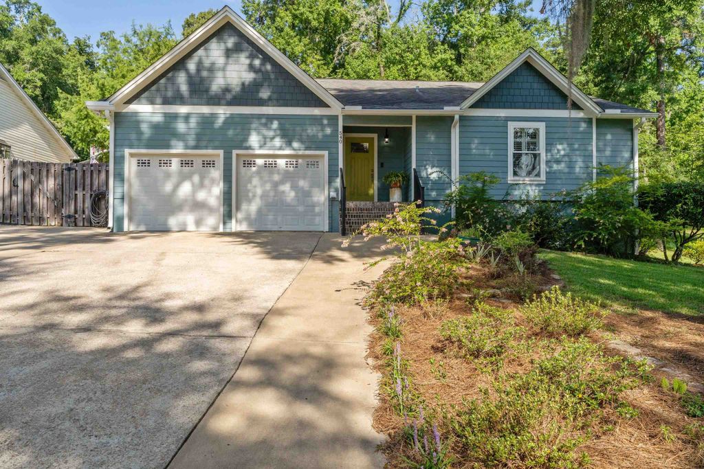540 Forest Green Drive, Tallahassee, FL 32308