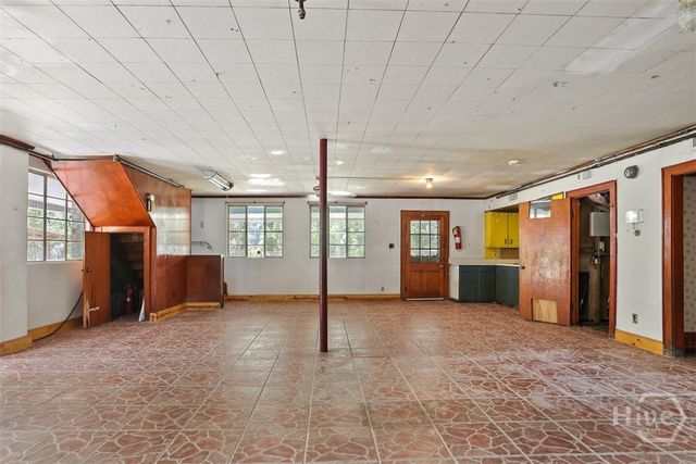 61 Saint Johns Avenue, Savannah, GA 31404