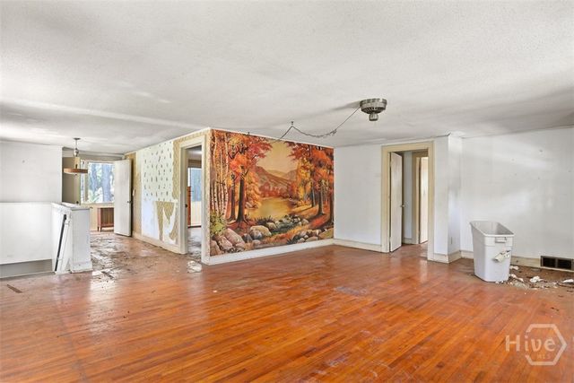 61 Saint Johns Avenue, Savannah, GA 31404