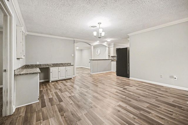 4509 37th Street, Dickinson, TX 77539