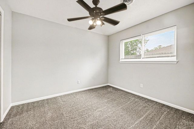 4509 37th Street, Dickinson, TX 77539