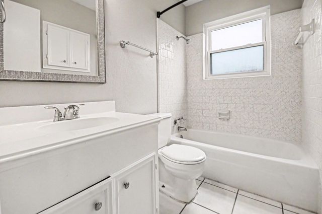 4509 37th Street, Dickinson, TX 77539